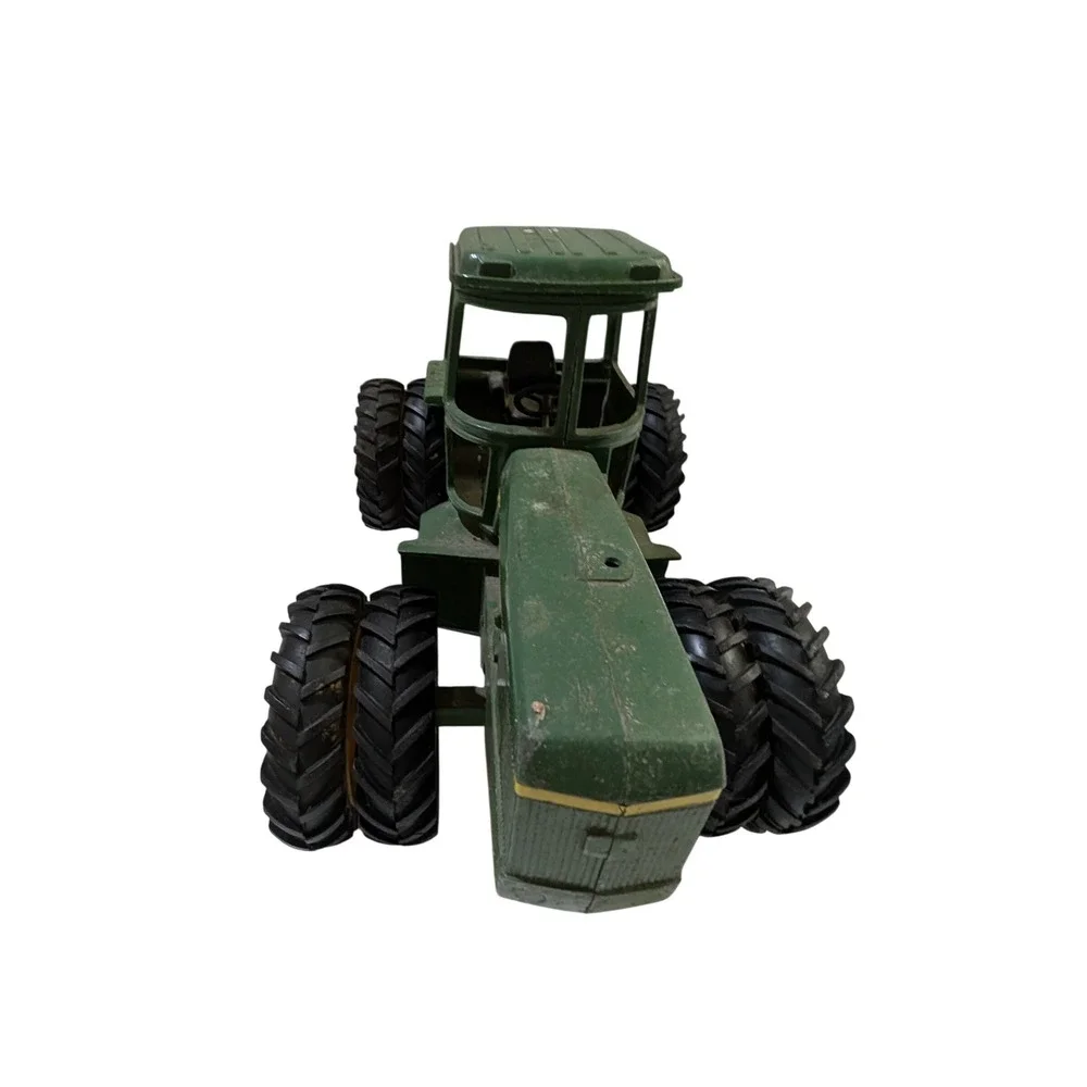 Vintage Ertl John Deere 7520 4WD Tractor 1/16 Duals 1 Hole Hood Green Toy